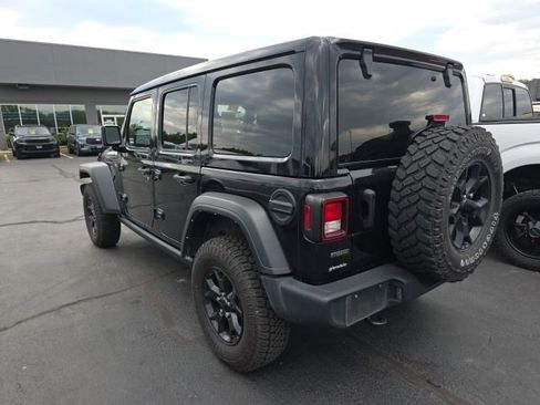 Used 2022 Jeep Wrangler Unlimited Sport AWD/4WD image 6