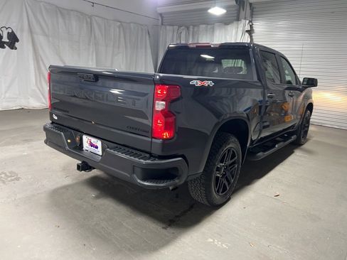 Used 2023 Chevrolet Silverado 1500 Custom image 7