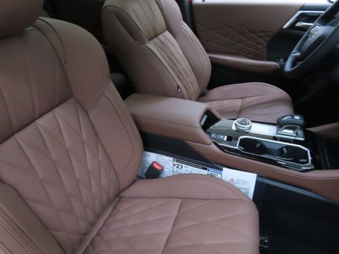 New 2025 Mitsubishi Outlander SEL image 26