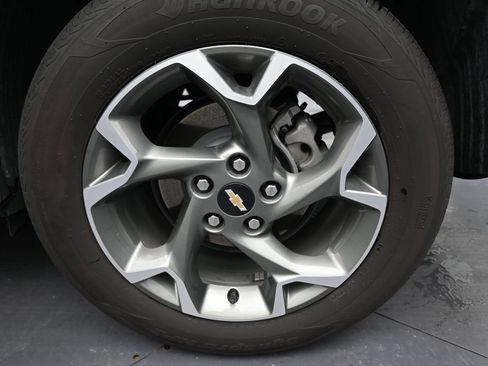 Used 2025 Chevrolet Trax LT w/ Driver Confidence Package FWD image 10