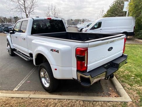 Used 2026 Ford F450 Lariat w/ Chrome Package image 32