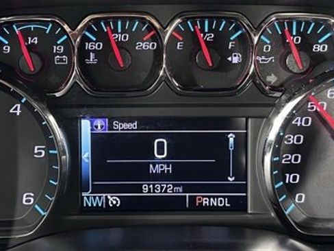 Used 2018 Chevrolet Silverado 1500 LT w/ Texas Edition image 18