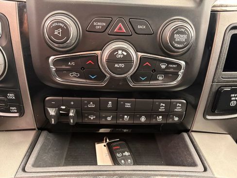 Used 2017 RAM 1500 Sport w/ Sport Premium Group image 28