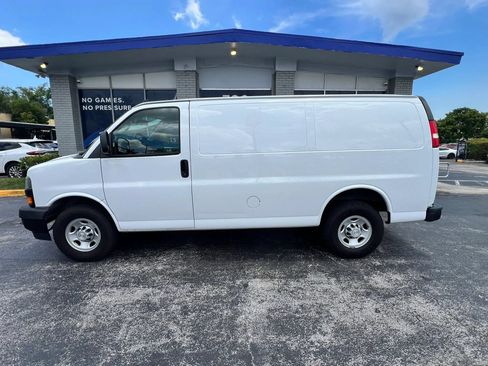Used 2020 Chevrolet Express 2500 RWD image 8