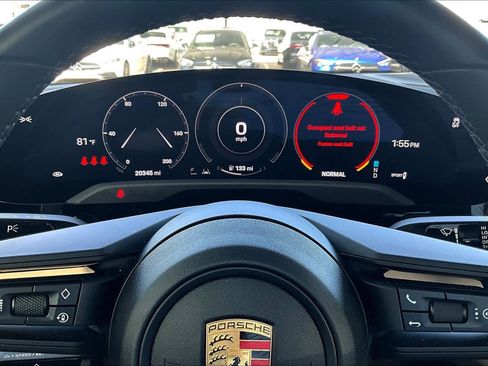 Used 2022 Porsche Taycan image 26