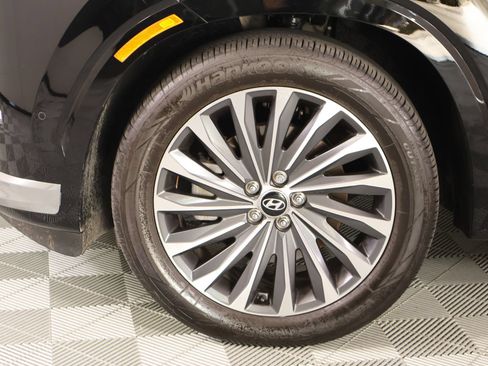 Used 2025 Hyundai Palisade Calligraphy FWD image 21