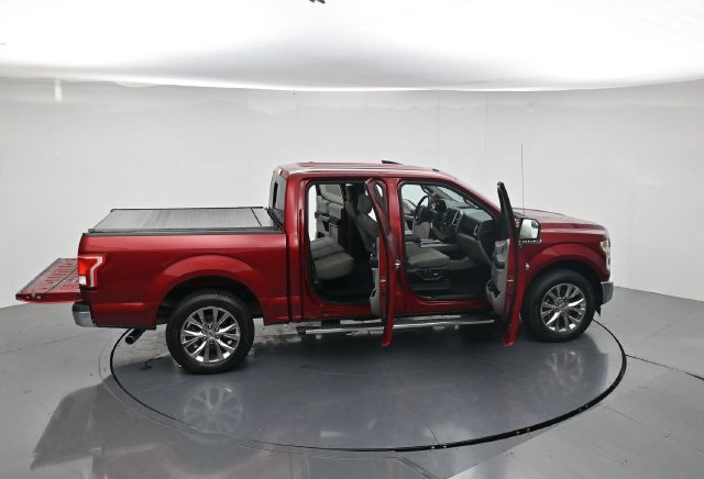 Used 2017 Ford F150 XLT w/ Equipment Group 302A Luxury RWD image 42