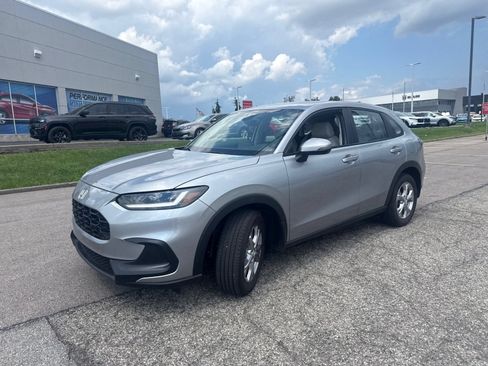 Used 2024 Honda HR-V LX image 12