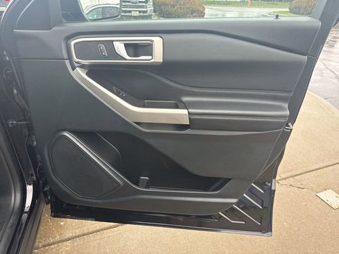 Certified 2023 Ford Explorer XLT w/ Equipment Group 202A image 43