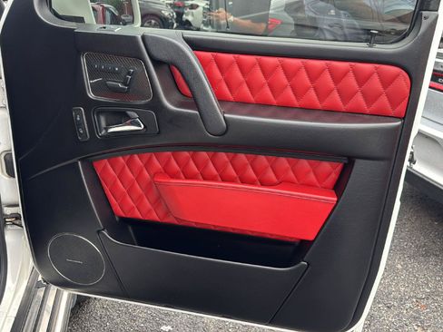 Used 2017 Mercedes-Benz G 63 AMG 4MATIC image 30