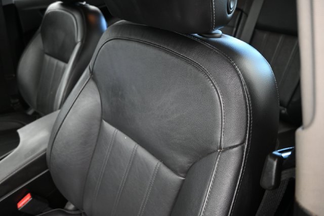 Used 2012 Buick Regal Leather FWD image 16