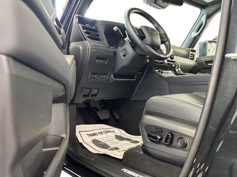 Used 2026 Lexus GX 550 AWD/4WD image 8