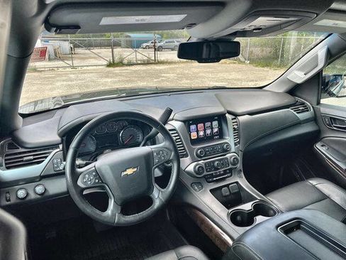 Used 2018 Chevrolet Tahoe LT image 10