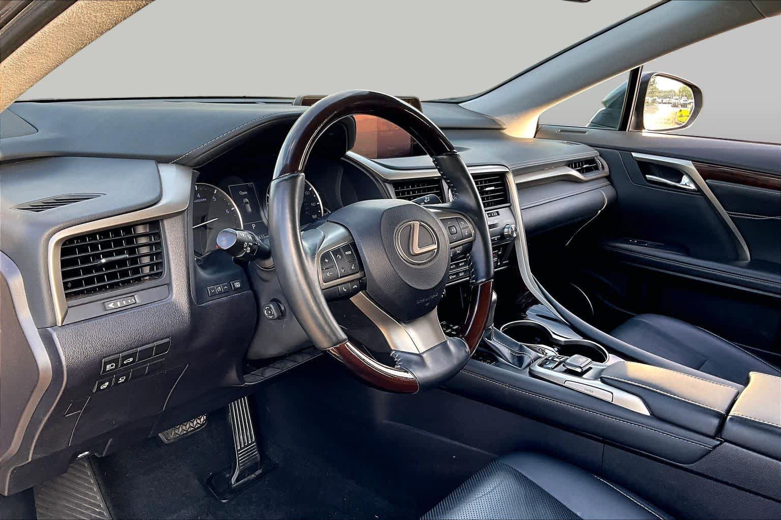 Used 2019 Lexus RX 350 FWD w/ Navigation Package image 15