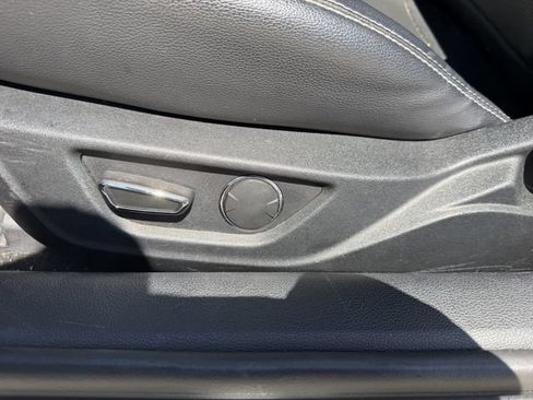 Used 2019 Ford Mustang Premium RWD image 13