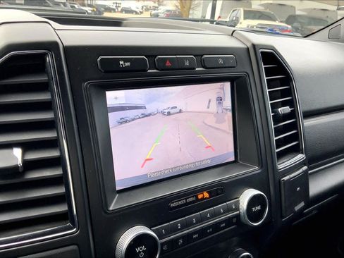 Used 2021 Ford Expedition XL image 27