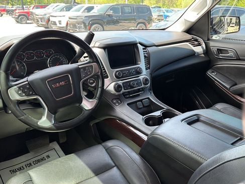 Used 2020 GMC Yukon XL SLT w/ Open Road Package AWD/4WD image 22