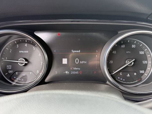 Used 2022 Buick Encore GX Essence w/ Advanced Technology Package FWD image 38