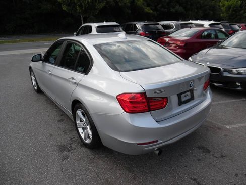 Used 2015 BMW 320i xDrive Sedan AWD/4WD image 3