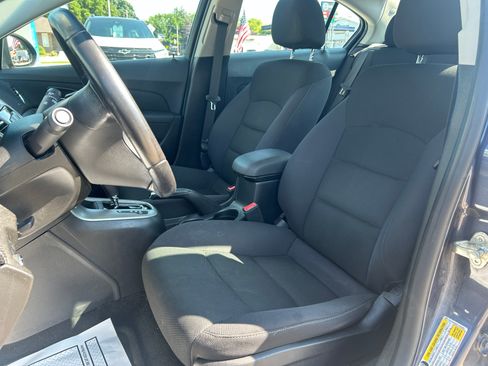 Used 2014 Chevrolet Cruze LT FWD image 14