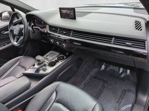 Used 2019 Audi Q7 3.0T Premium Plus w/ Premium Plus Package AWD/4WD image 25