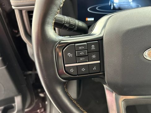 Used 2023 Ford Expedition Platinum AWD/4WD image 17