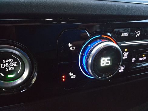 Used 2024 GMC Sierra 1500 Elevation image 23