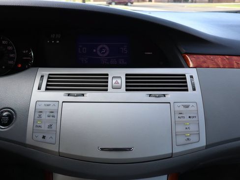 Used 2007 Toyota Avalon Limited FWD image 36