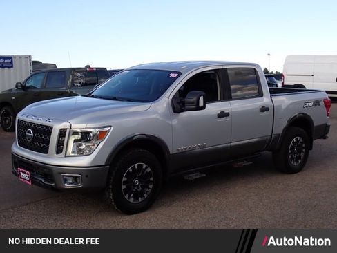Used 2018 Nissan Titan PRO-4X w/ Pro-4x Convenience Package AWD/4WD image 1