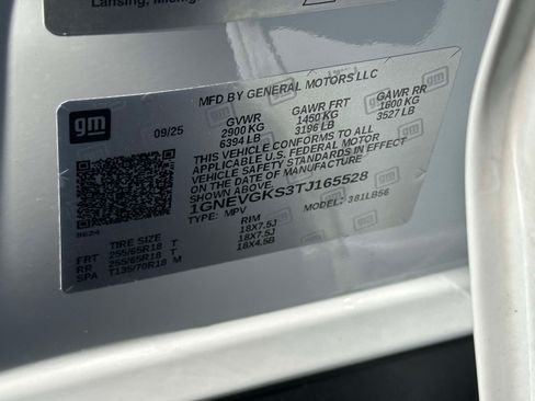 Used 2026 Chevrolet Traverse LT AWD/4WD image 21