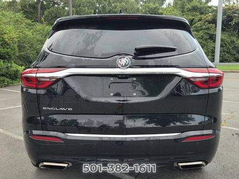 Used 2020 Buick Enclave Avenir w/ Avenir Technology Package FWD image 4