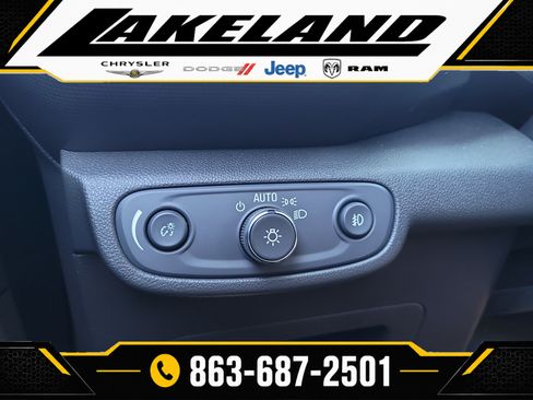 Used 2022 Chevrolet TrailBlazer RS w/ Technology Package FWD image 30