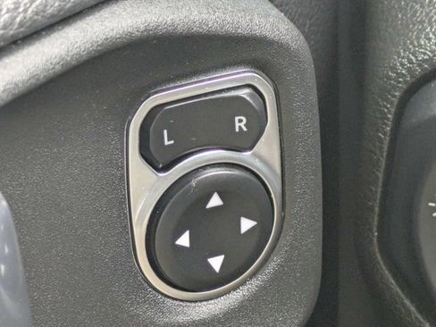 Used 2023 Jeep Gladiator Rubicon w/ Trailer Tow Package AWD/4WD image 23