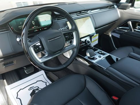 Used 2023 Land Rover Range Rover SE AWD/4WD image 17