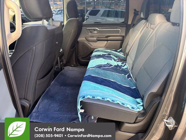 Used 2019 RAM 1500 Big Horn AWD/4WD image 11