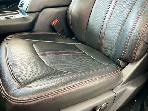 Used 2024 Ford Expedition Max Limited image 20