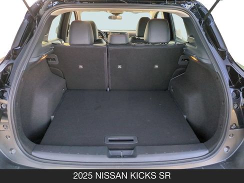 Used 2025 Nissan Kicks SR FWD image 24