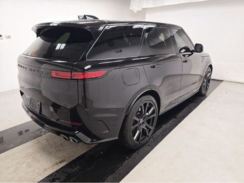 Used 2024 Land Rover Range Rover Sport AWD/4WD image 6