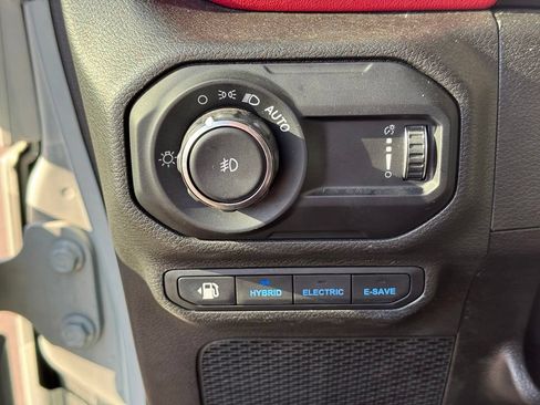 Used 2023 Jeep Wrangler Unlimited Rubicon 4xe AWD/4WD image 10
