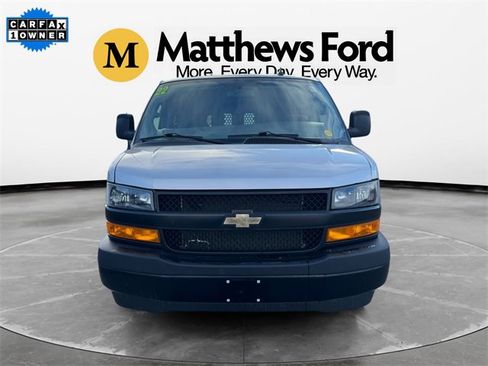 Used 2022 Chevrolet Express 2500 Work Van image 8