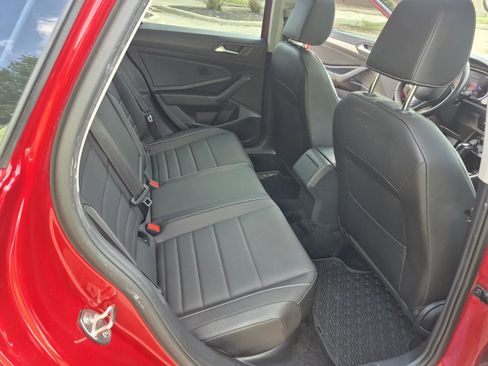 Used 2024 Volkswagen Jetta SE FWD image 20