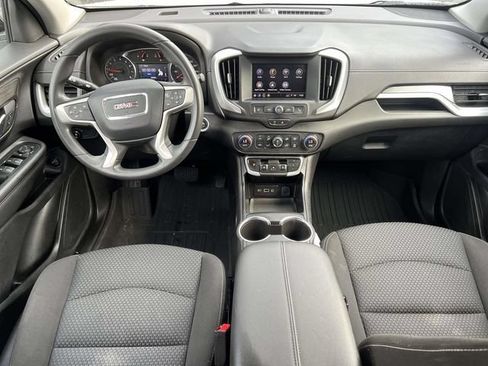 Used 2023 GMC Terrain SLE w/ Driver Convenience Package FWD image 15