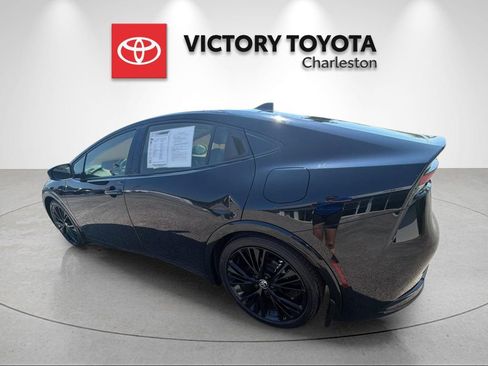 Used 2025 Toyota Prius AWD image 3