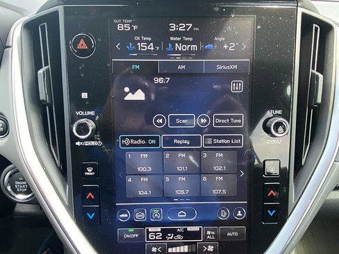 Used 2025 Subaru Crosstrek 2.0i Premium w/ Convenience Package #2 image 16