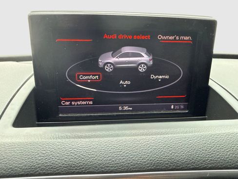 Used 2018 Audi Q3 2.0T Premium Plus w/ S Line Competition Package AWD/4WD image 24