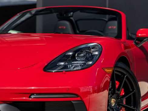 Certified 2025 Porsche 718 Boxster GTS image 17