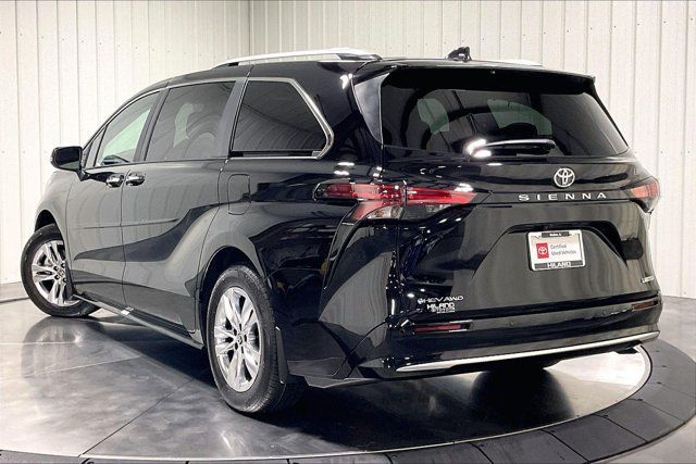 Certified 2026 Toyota Sienna Limited AWD/4WD image 13