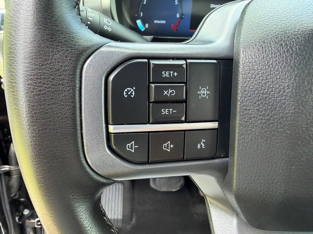 Used 2025 Ford F150 XLT w/ Equipment Group 301A Standard AWD/4WD image 15