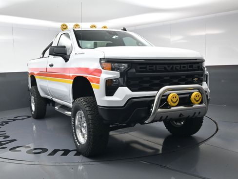 New 2025 Chevrolet Silverado 1500 W/T w/ Trailering Package image 3