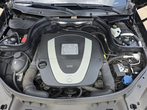 Used 2011 Mercedes-Benz GLK 350 4MATIC image 40